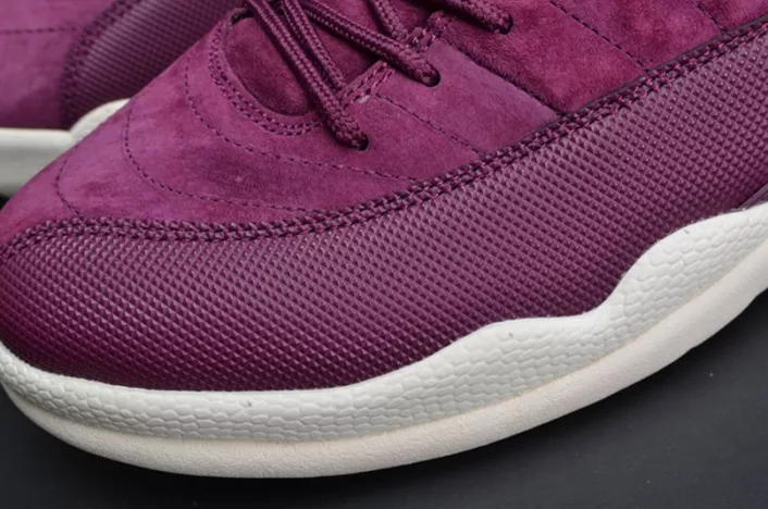 6359 Jordan 12 Retro Bordeaux 130690- Minimalist 777