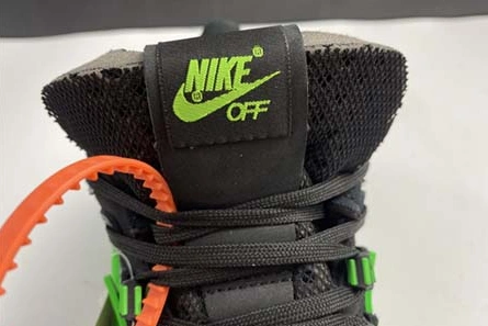 8972 OFF-WHITE x Nike Air Rubber Dunk “Green Strike” CU6015- Bold 1941