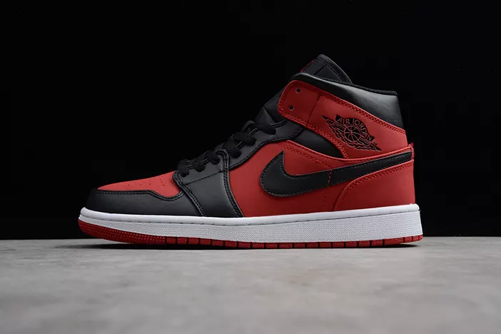 1545 Air Jordan 1 Mid Gym Red Black 554724- Minimalist 274