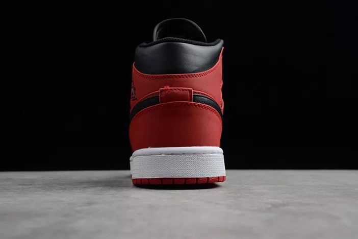 1545 Air Jordan 1 Mid Gym Red Black 554724- Minimalist 274