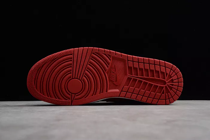 1545 Air Jordan 1 Mid Gym Red Black 554724- Minimalist 274