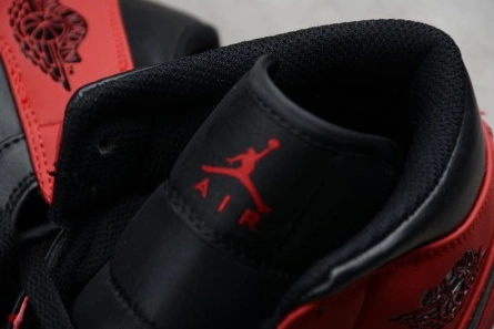 1545 Air Jordan 1 Mid Gym Red Black 554724- Minimalist 274