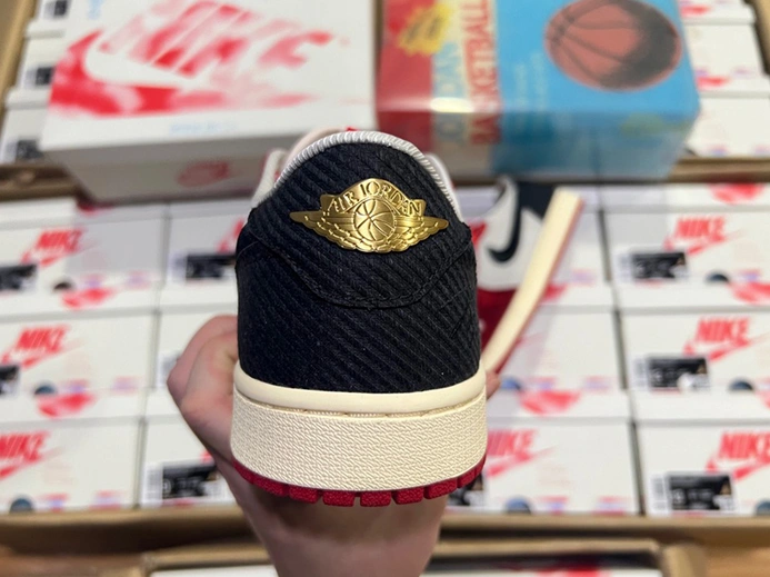 2408 Jordan 1 Retro Low OG Trophy Room Away  FN0432- Fashionable 50