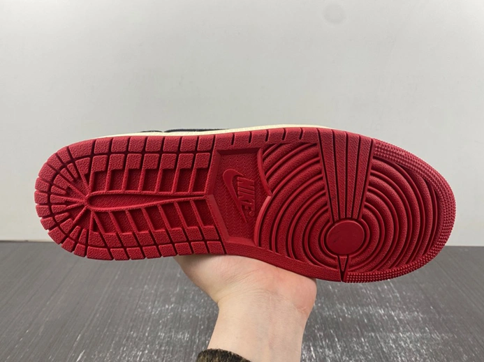 2408 Jordan 1 Retro Low OG Trophy Room Away  FN0432- Fashionable 50