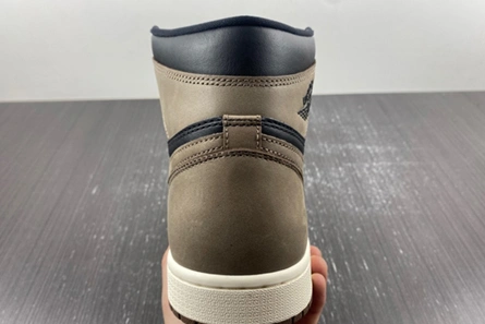 2446 Air Jordan 1 High OG “Palomino” DZ5485- UrbanStyle 92