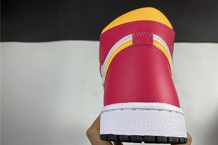 3230 Air Jordan 1 High OG“Light Fusion Red” 555088- Versatile 199