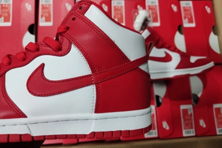 Sleek 7533 Nike Dunk High Championship White Red  DD1399- 1051