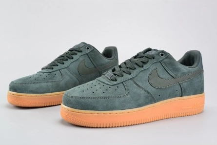 SportInspired 9524 Nike Air Force 1 ´07 LV8 Suede  Outdoor Green Brand MENS AA1117- 1220