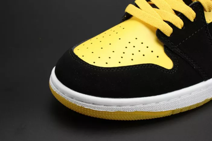 GoAnywhere 9813 Air Jordan 1 Retro Mid 'New Love 554724- 297