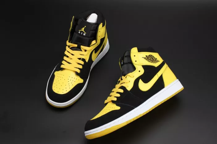 GoAnywhere 9813 Air Jordan 1 Retro Mid 'New Love 554724- 297