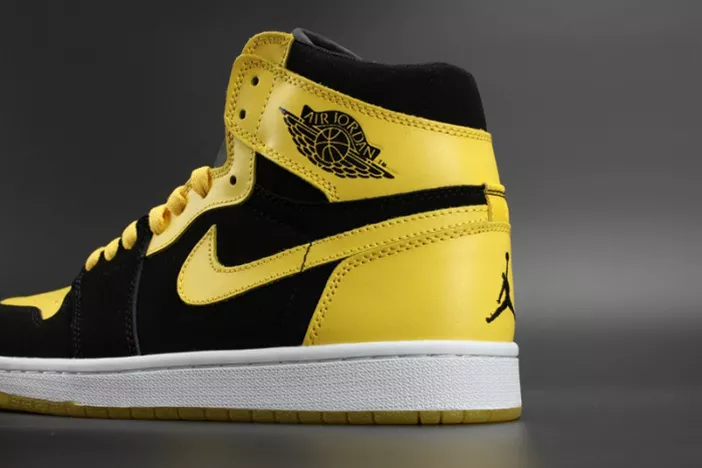 GoAnywhere 9813 Air Jordan 1 Retro Mid 'New Love 554724- 297