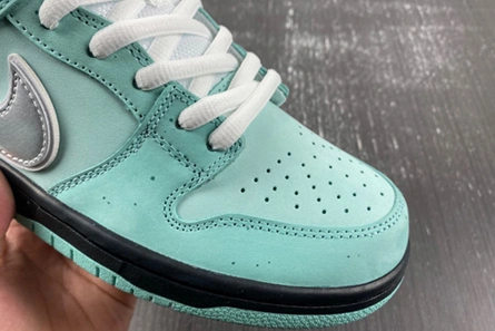 3612 Concepts x TIFFANY CO. x Nike SB Dunk Low BV1310- Functional 945