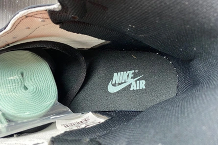 8759 Air Jordan 1 Retro High OG NRG Minimalist 299