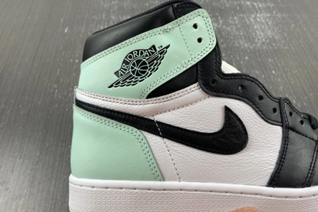 8759 Air Jordan 1 Retro High OG NRG Minimalist 299