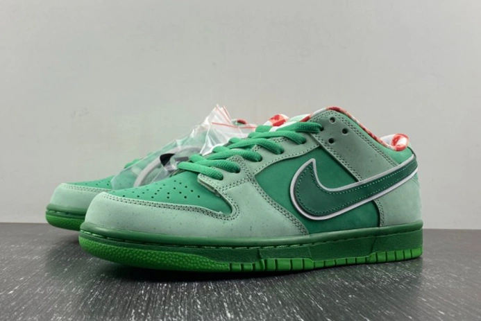 Lightweight Concepts x Nike SB Dunk Low BV1310-303 939