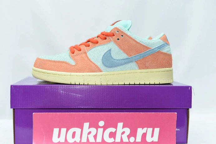 Versatile 6906 Nike SB Dunk Low Orange Emerald Rise  DV5429- 991