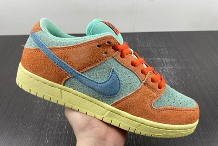 Versatile 6906 Nike SB Dunk Low Orange Emerald Rise  DV5429- 991