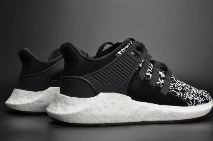 7256 ADIDAS EQT SUPPORT 93 17 BOOST BLACK GLITCH MENS  BZ Modern 1889