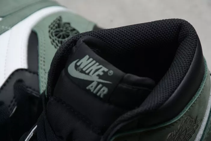 7967 Air Jordan 1 Retro "Clay Green" 555088- Comfortable 329