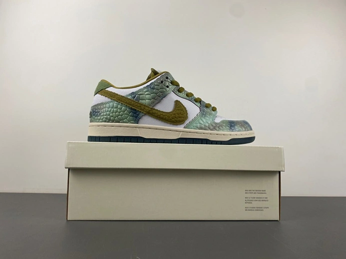 5040 Nike SB Dunk Low Alexis Sablone Chameleon  HJ3386- Breathable 921