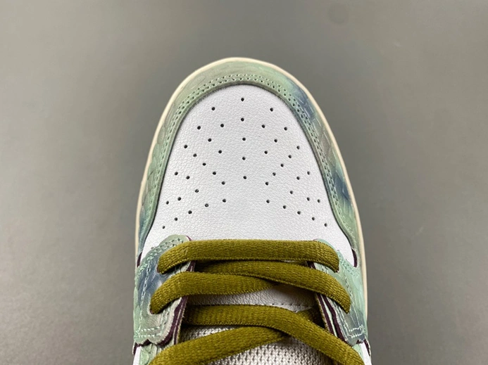 5040 Nike SB Dunk Low Alexis Sablone Chameleon  HJ3386- Breathable 921