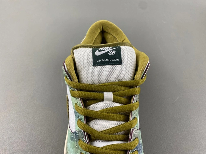 5040 Nike SB Dunk Low Alexis Sablone Chameleon  HJ3386- Breathable 921