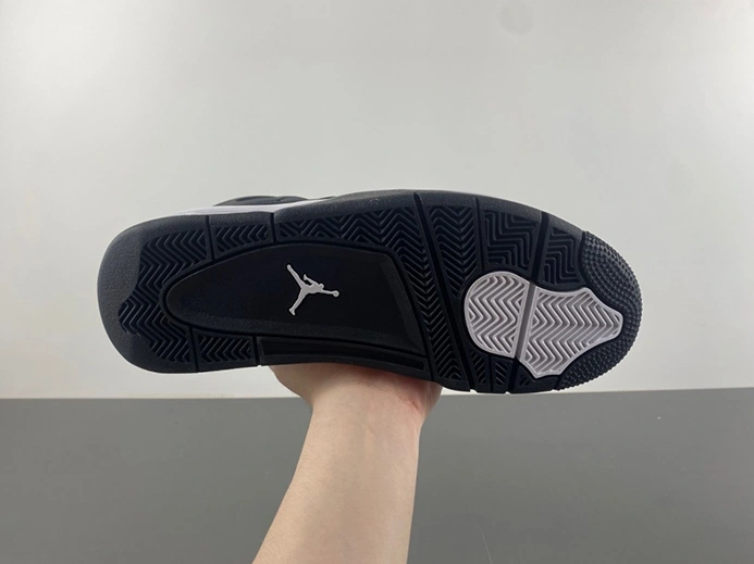 Breathable 5800 AIR JORDAN 4 RETRO 'WHITE THUNDER' FQ8138- 443