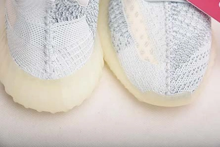 EyeCatching 9316 ADIDAS YEEZY BOOST 350 V2 CLOUD WHITE REFLECTIVE FW 1772