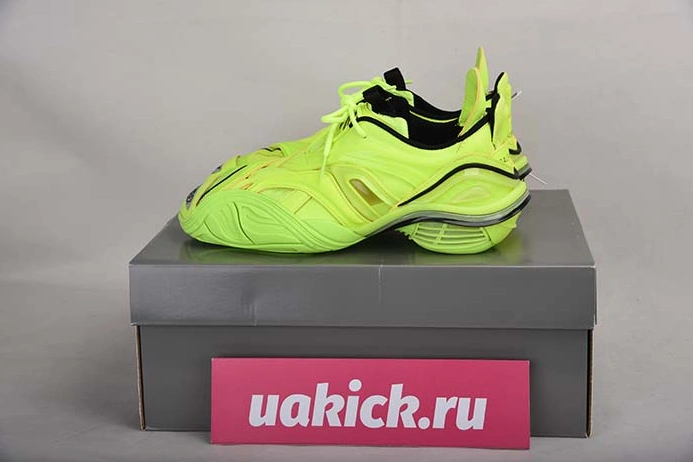 3259 BALENCIAGE 5.0 TYREX 20SS RUNWAY 617535 W2UA1 Flexible 2033
