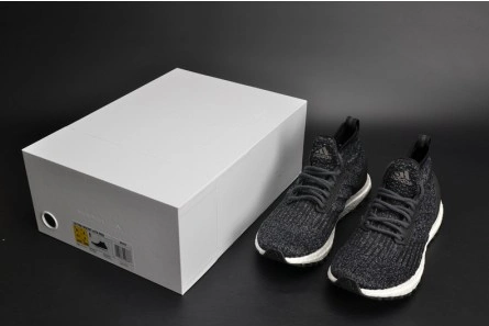 4888 Adidas Ultra Boost ATR Mid Primeknit  mens S Classic 1932