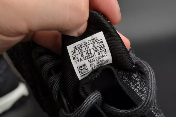 4888 Adidas Ultra Boost ATR Mid Primeknit  mens S Classic 1932