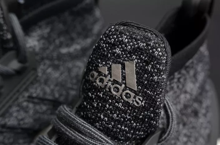 4888 Adidas Ultra Boost ATR Mid Primeknit  mens S Classic 1932