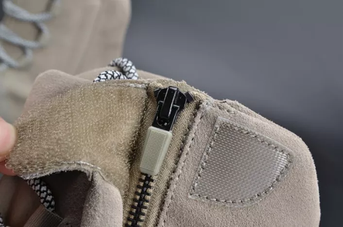 6408 Kanye West x adidas Yeezy 750 Boost Grey B Breathable 1774