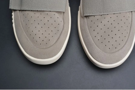 6408 Kanye West x adidas Yeezy 750 Boost Grey B Breathable 1774