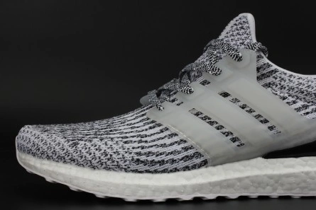 8597 ADIDAS ULTRA BOOST OREO  WHITE BLACK MENS S DailyWear 1901