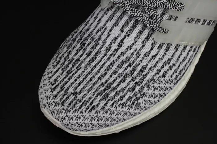 8597 ADIDAS ULTRA BOOST OREO  WHITE BLACK MENS S DailyWear 1901