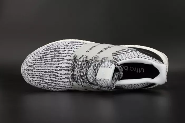 8597 ADIDAS ULTRA BOOST OREO  WHITE BLACK MENS S DailyWear 1901
