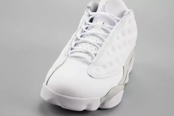 Elegant 9097 Jordan 13 Retro Low Pure Platinum 310810- 818