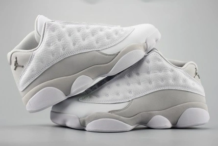 Elegant 9097 Jordan 13 Retro Low Pure Platinum 310810- 818