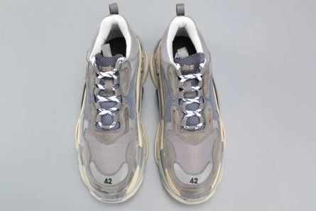 191 BALENCIAGA 17FW TRIPLE S WASHED SHOW SNEA GREY  MENS AED Resilient 2074