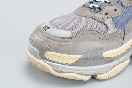 191 BALENCIAGA 17FW TRIPLE S WASHED SHOW SNEA GREY  MENS AED Resilient 2074