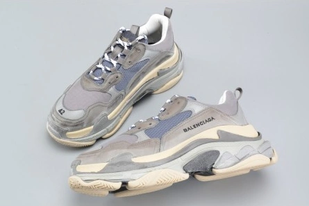 191 BALENCIAGA 17FW TRIPLE S WASHED SHOW SNEA GREY  MENS AED Resilient 2074