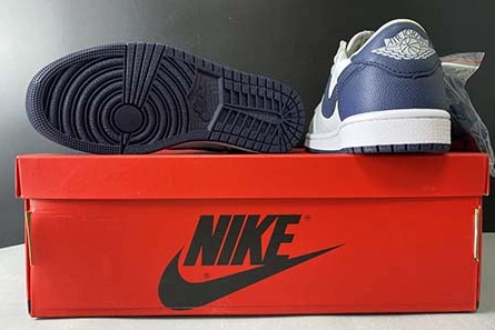 SmartChoice 3250 Nike Air Jordan 1 Low CW8576- 223