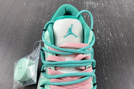 Efficient 7049 Jordan 1 Low DC0774-132