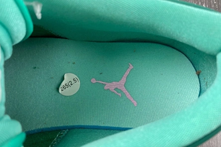 Efficient 7049 Jordan 1 Low DC0774-132