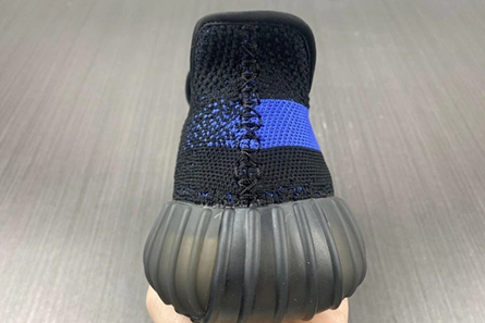 Vibrant 1281 adidas Yeezy Boost 350 V2 Dazzling Blue GY 1671
