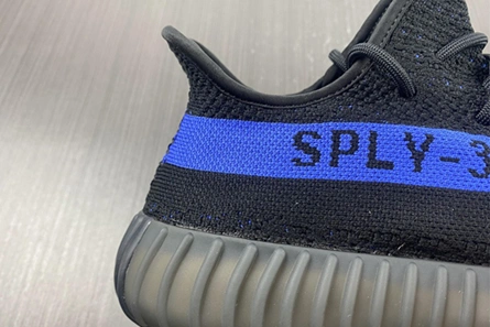 Vibrant 1281 adidas Yeezy Boost 350 V2 Dazzling Blue GY 1671