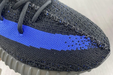 Vibrant 1281 adidas Yeezy Boost 350 V2 Dazzling Blue GY 1671