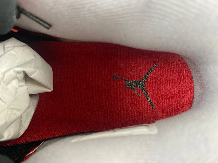 Bold 7554 Jordan 4 Retro Toro Bravo  308497- 427
