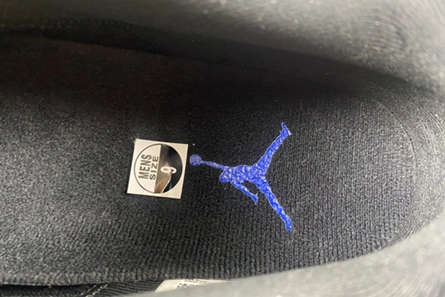 Cozy 2688 Air Jordan 11 low “Space Jam”  FV5104- 694